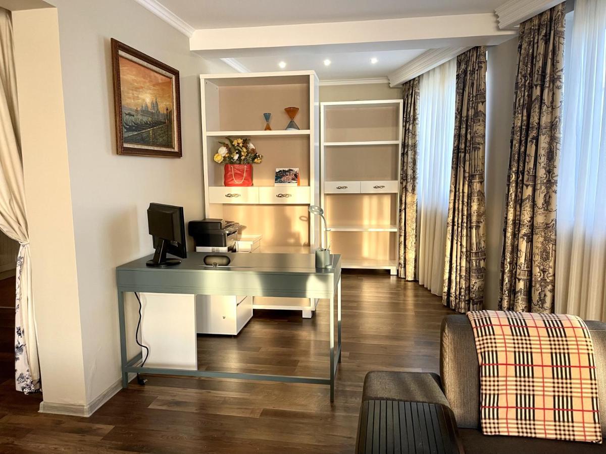 Holiday Home Barska Vila Esterno foto